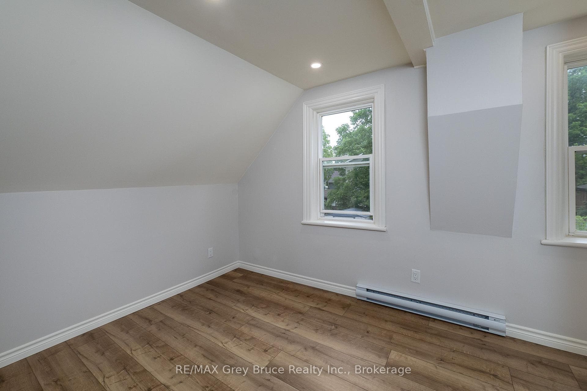 1131 3rd Avenue photo 22