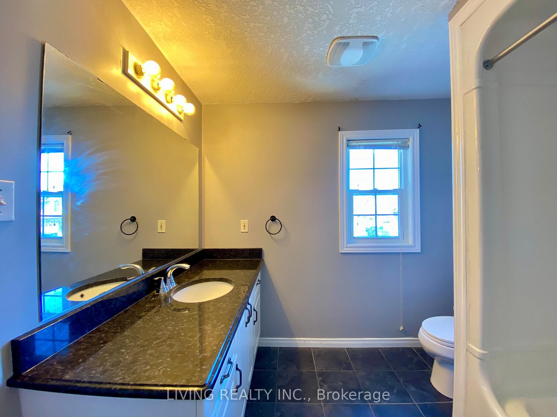 59 Indigo Street photo 16