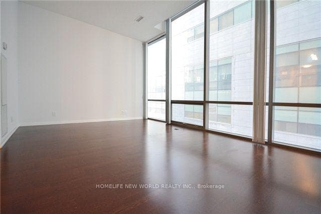 832 Bay Street Unit 216 photo 18