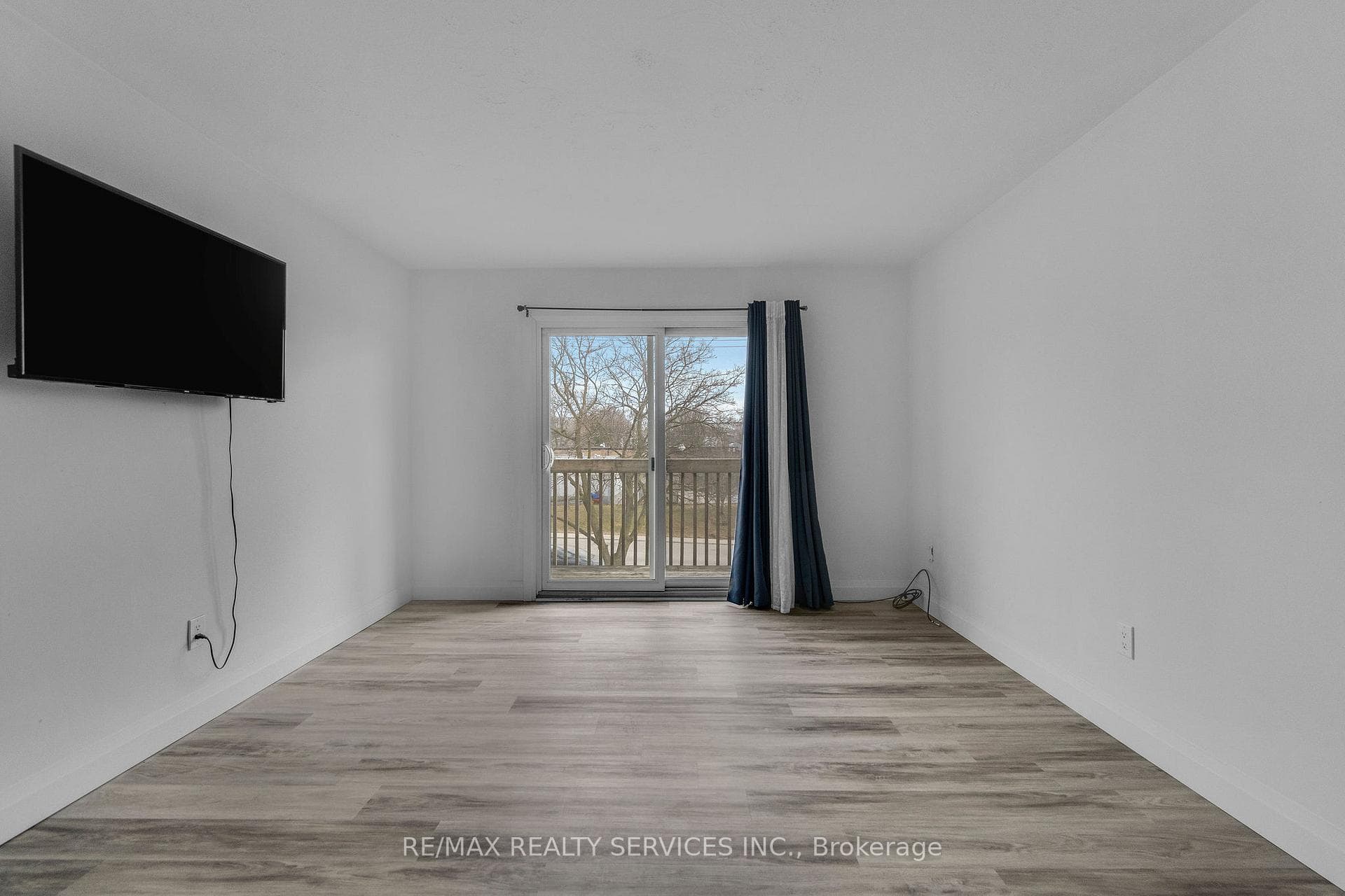 358 Grey Street Unit 5 photo 6