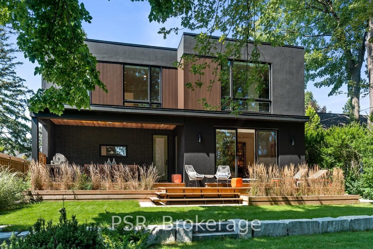 892 Johnathan Drive photo 2