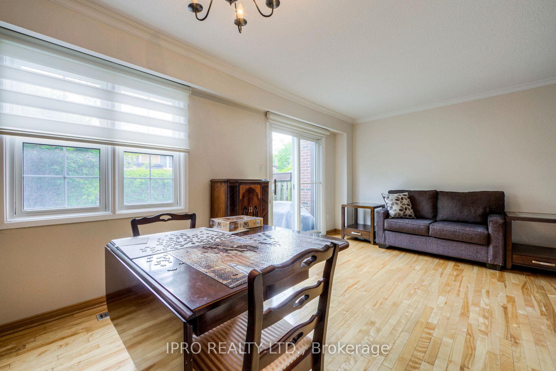 2120 Rathburn Road Unit 90 photo 7