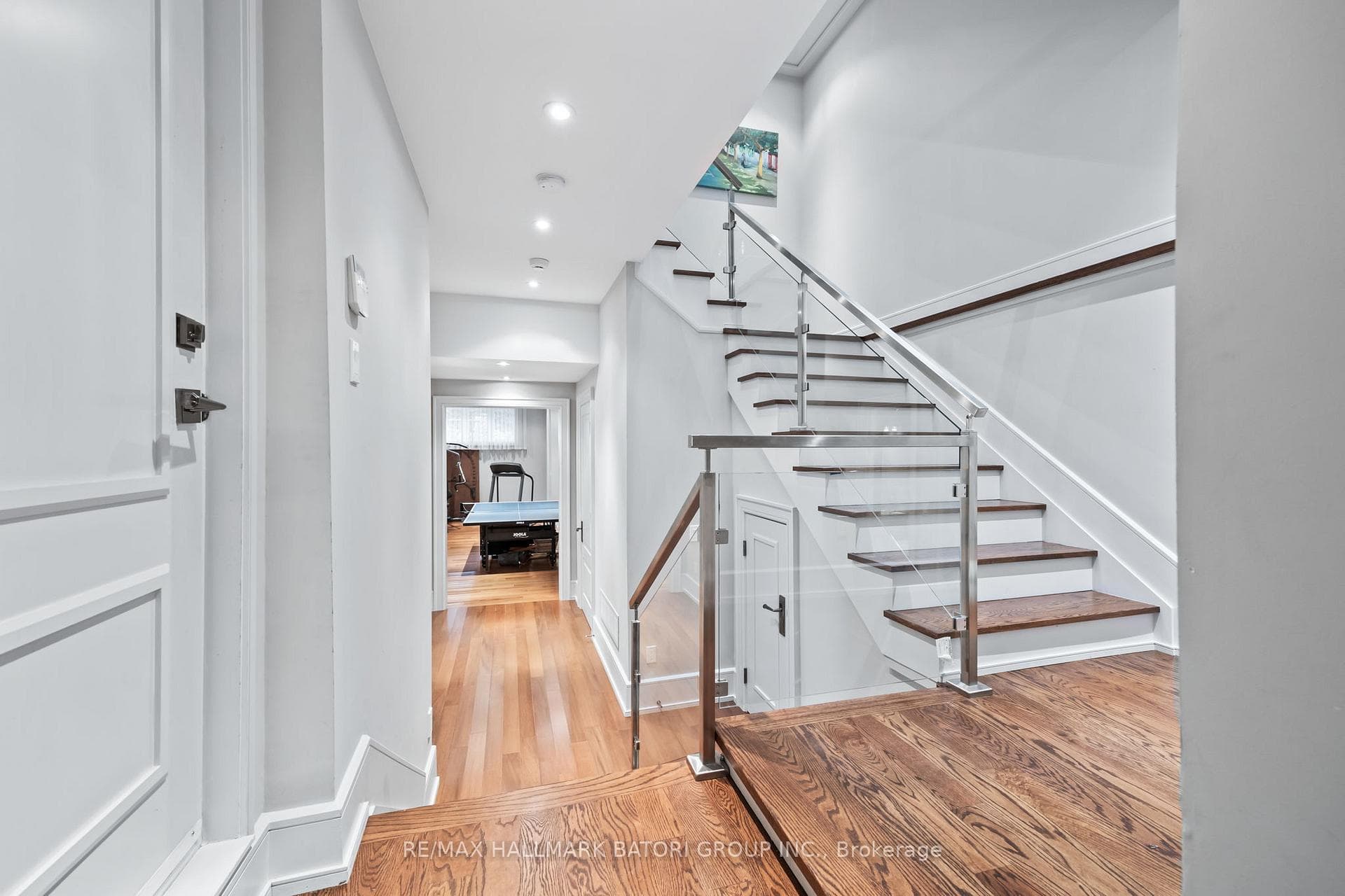 387 Glengrove Avenue photo 26