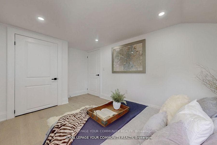20 Mitchell Avenue photo 19