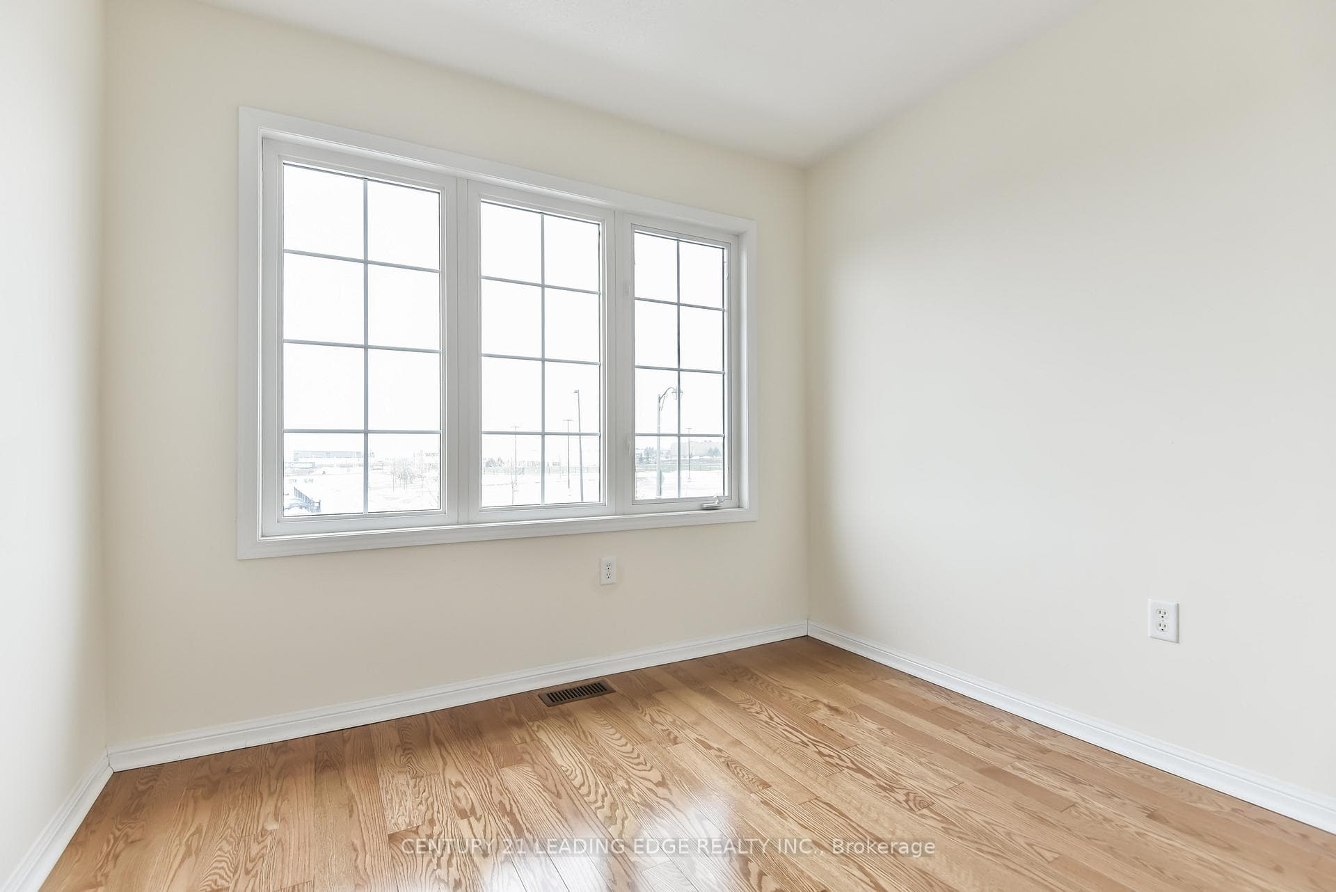 211 Weldon Road photo 14