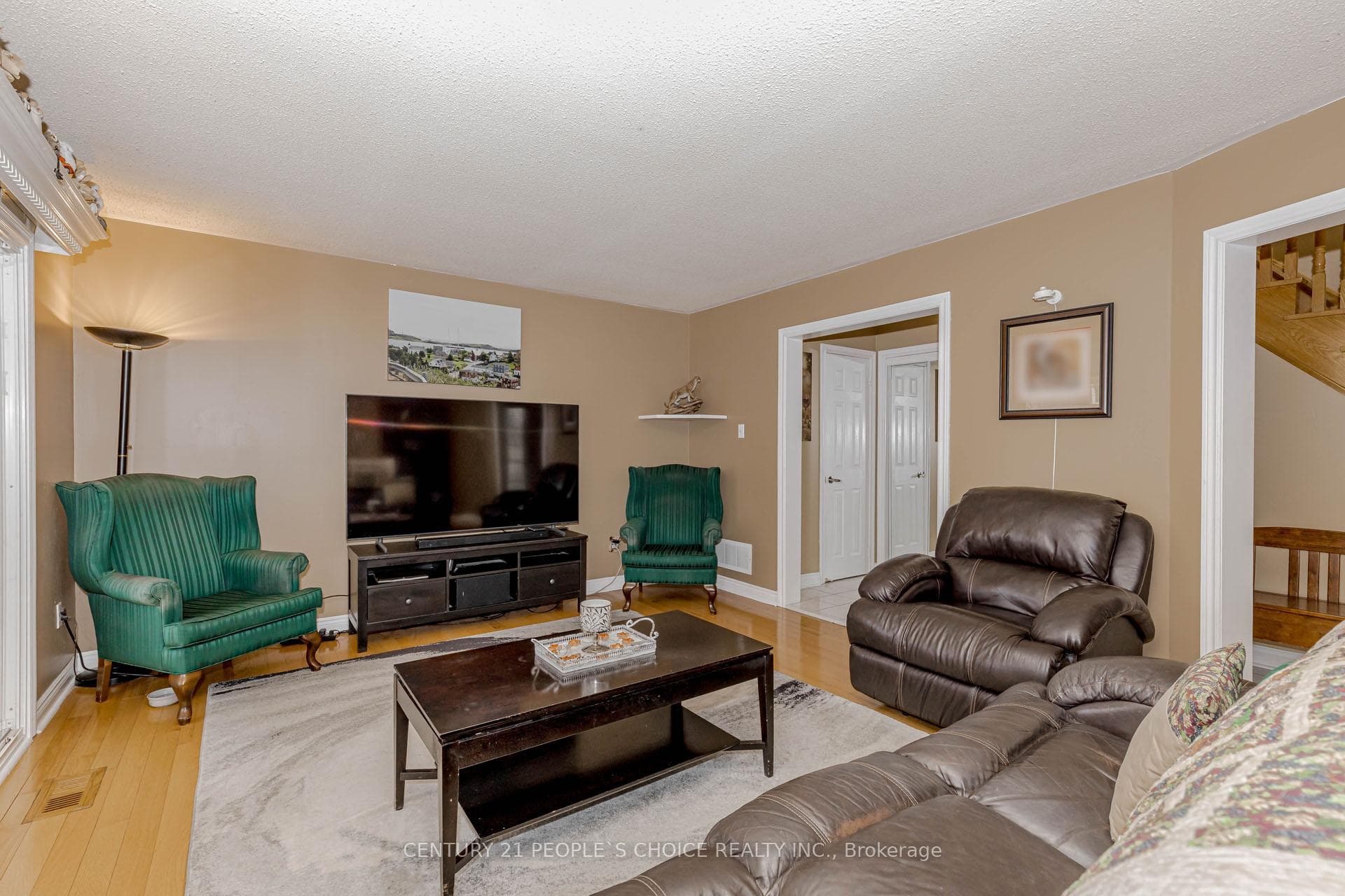100 Blue Spruce Street photo 9