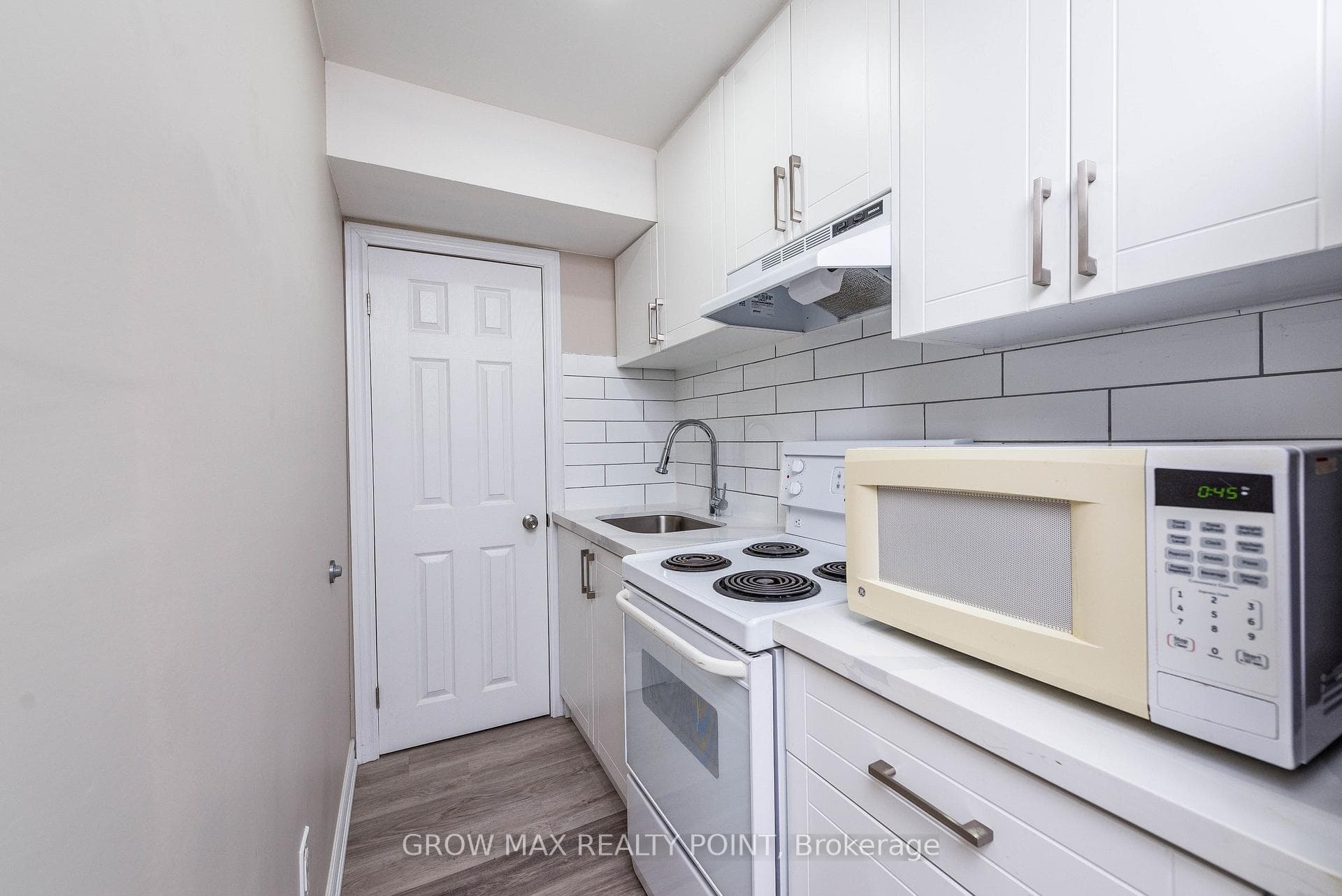 2527 Castlegate Crossing N/A photo 30