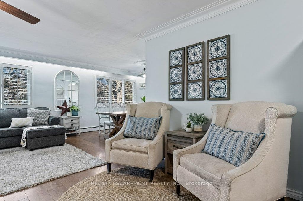 9793 Dickenson Road photo 7