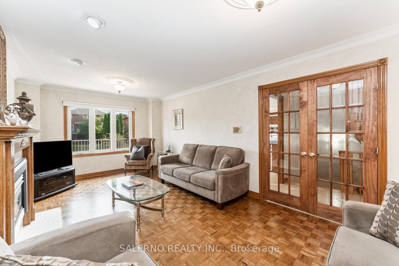 71 Clover Leaf Street photo 15