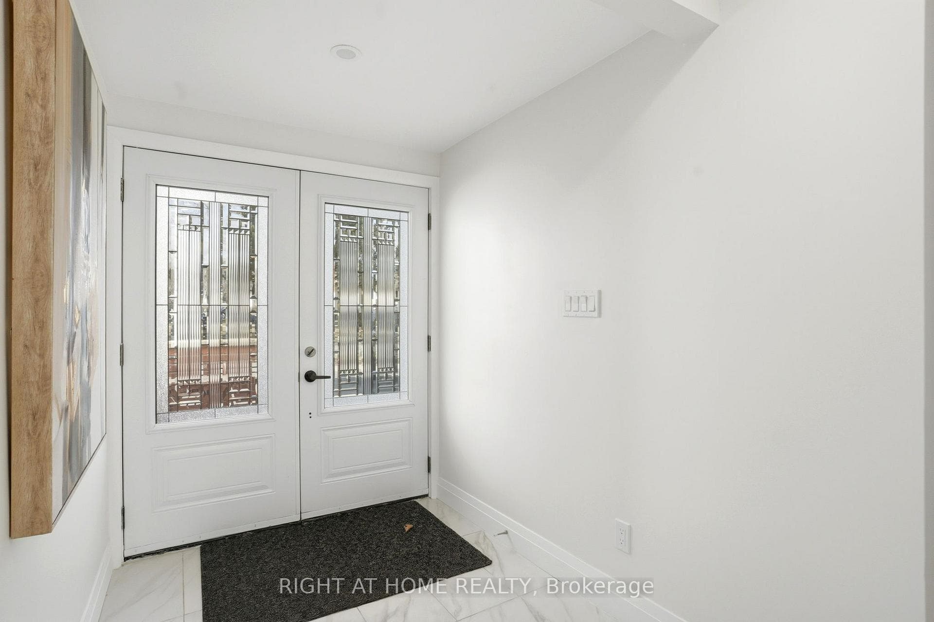 322 Melores Drive photo 4