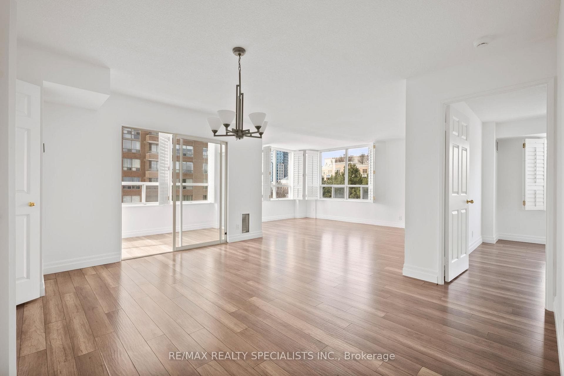 195 Wynford Drive Unit 601 photo 15