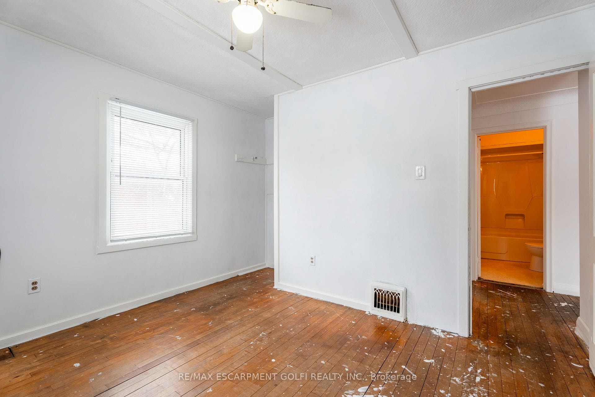69 Vansitmart Avenue photo 9