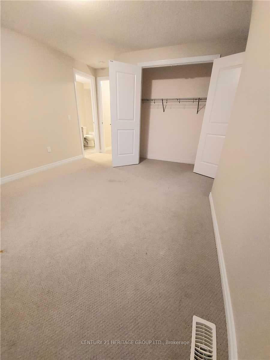 29 Bayonne Drive photo 9
