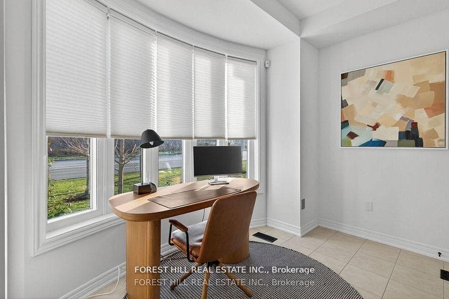 282 King Road photo 4