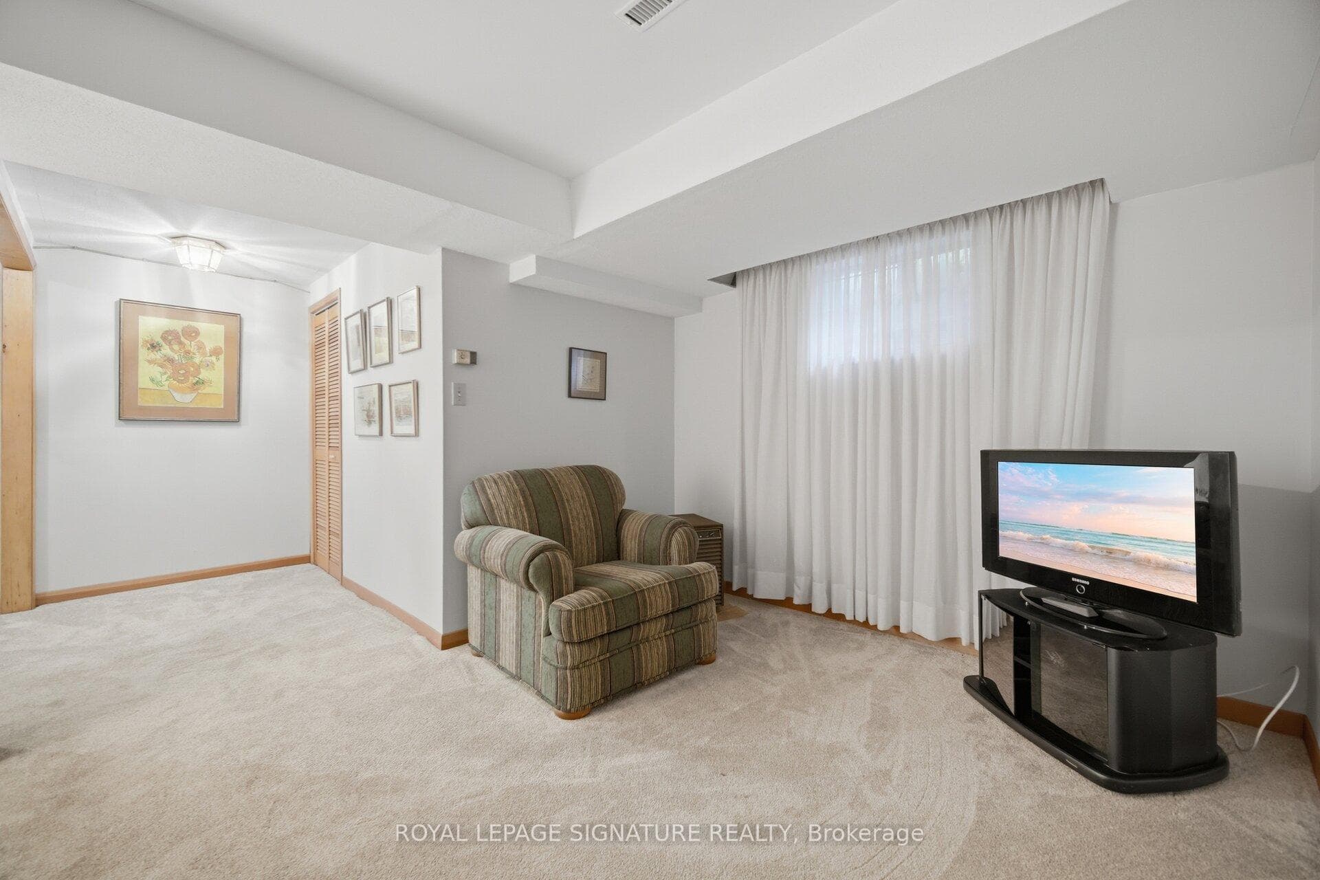 4230 Fieldgate Drive Unit 42 photo 36