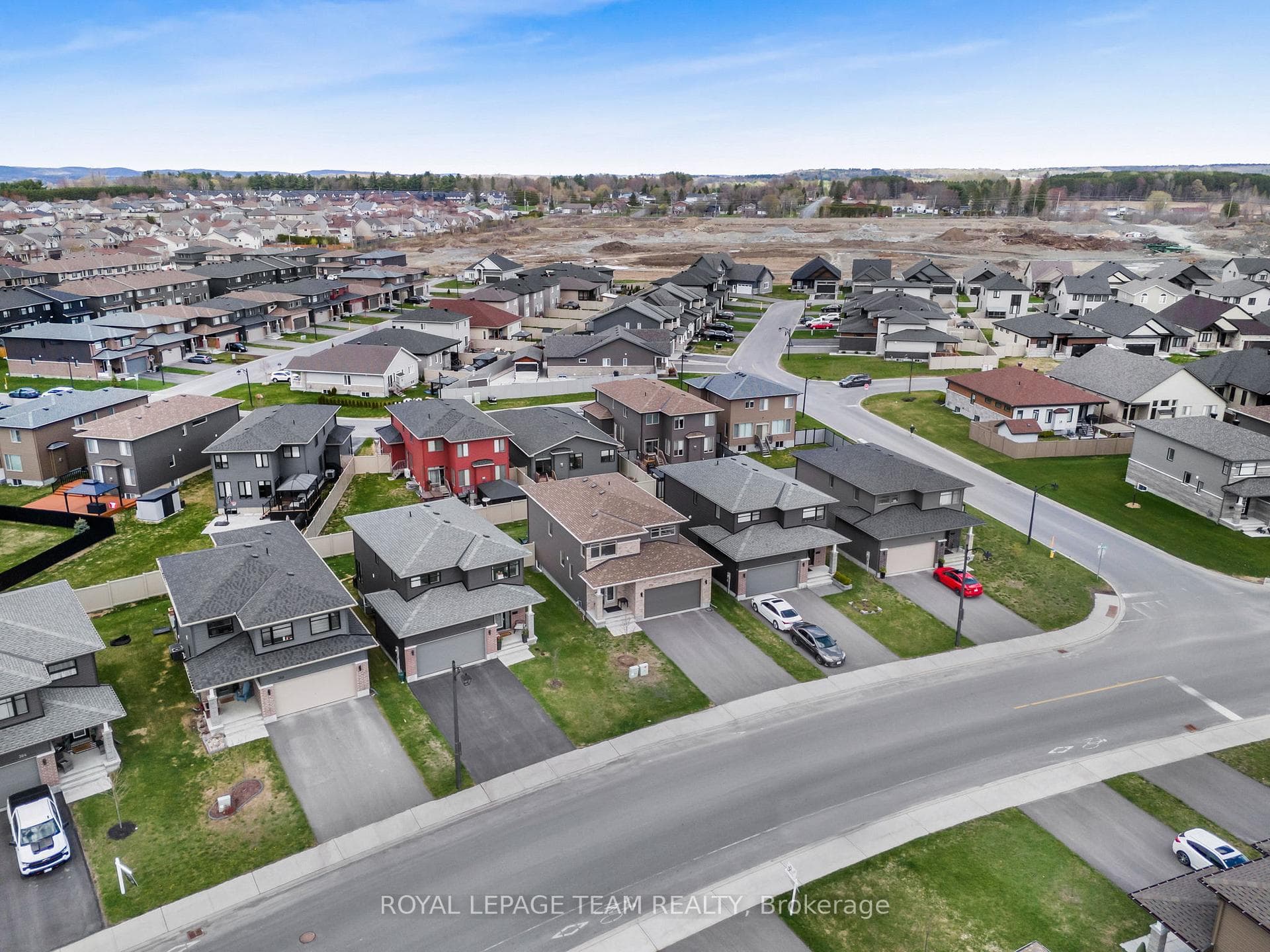 376 Sterling Avenue photo 31