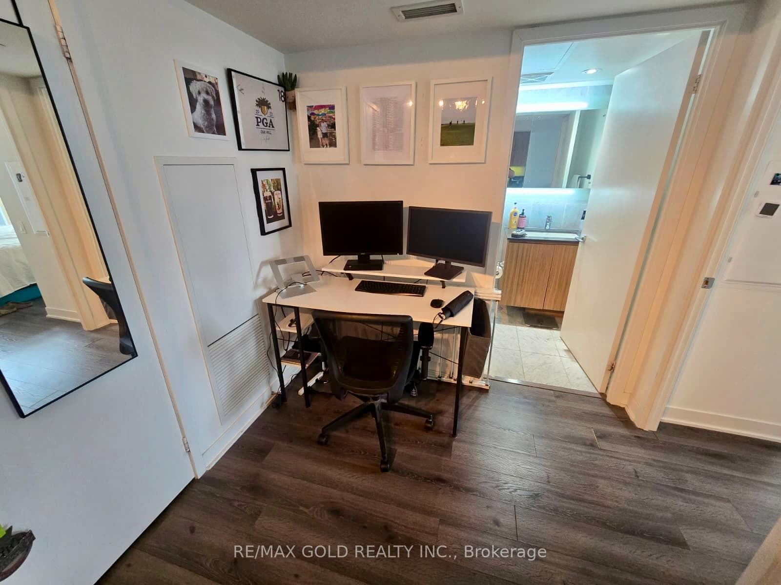 70 Queens Wharf Road Unit 1603 photo 7