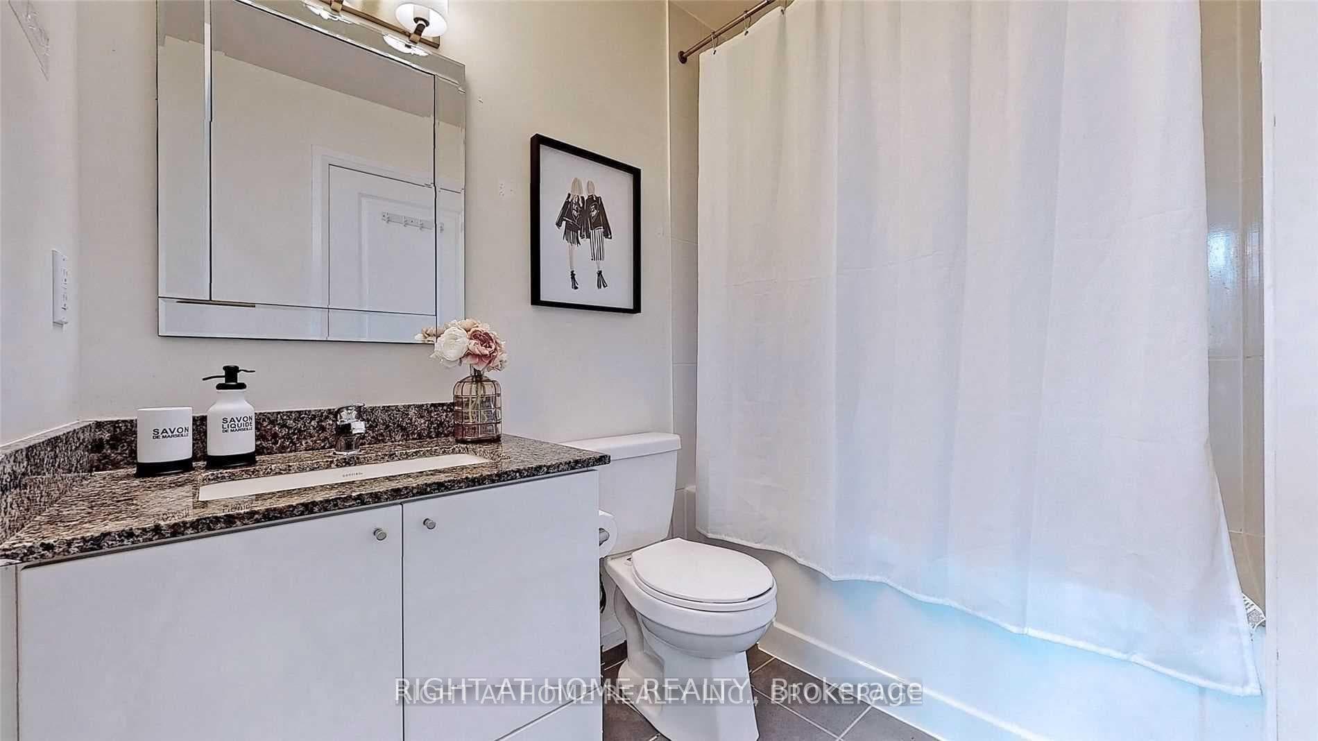 55 Eglinton Avenue Unit 2106 photo 12
