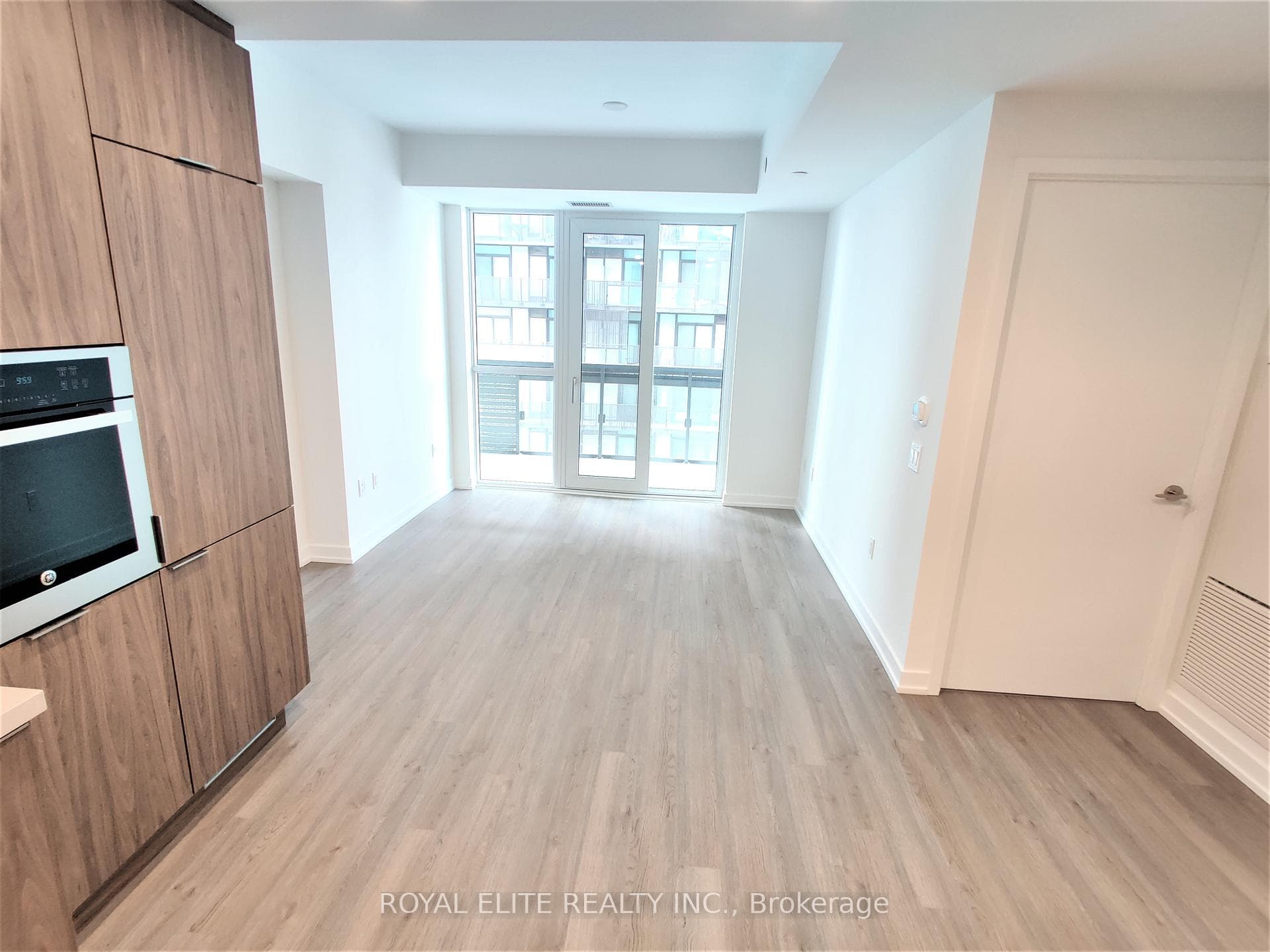 39 Roehampton Avenue Unit 2807 photo 5