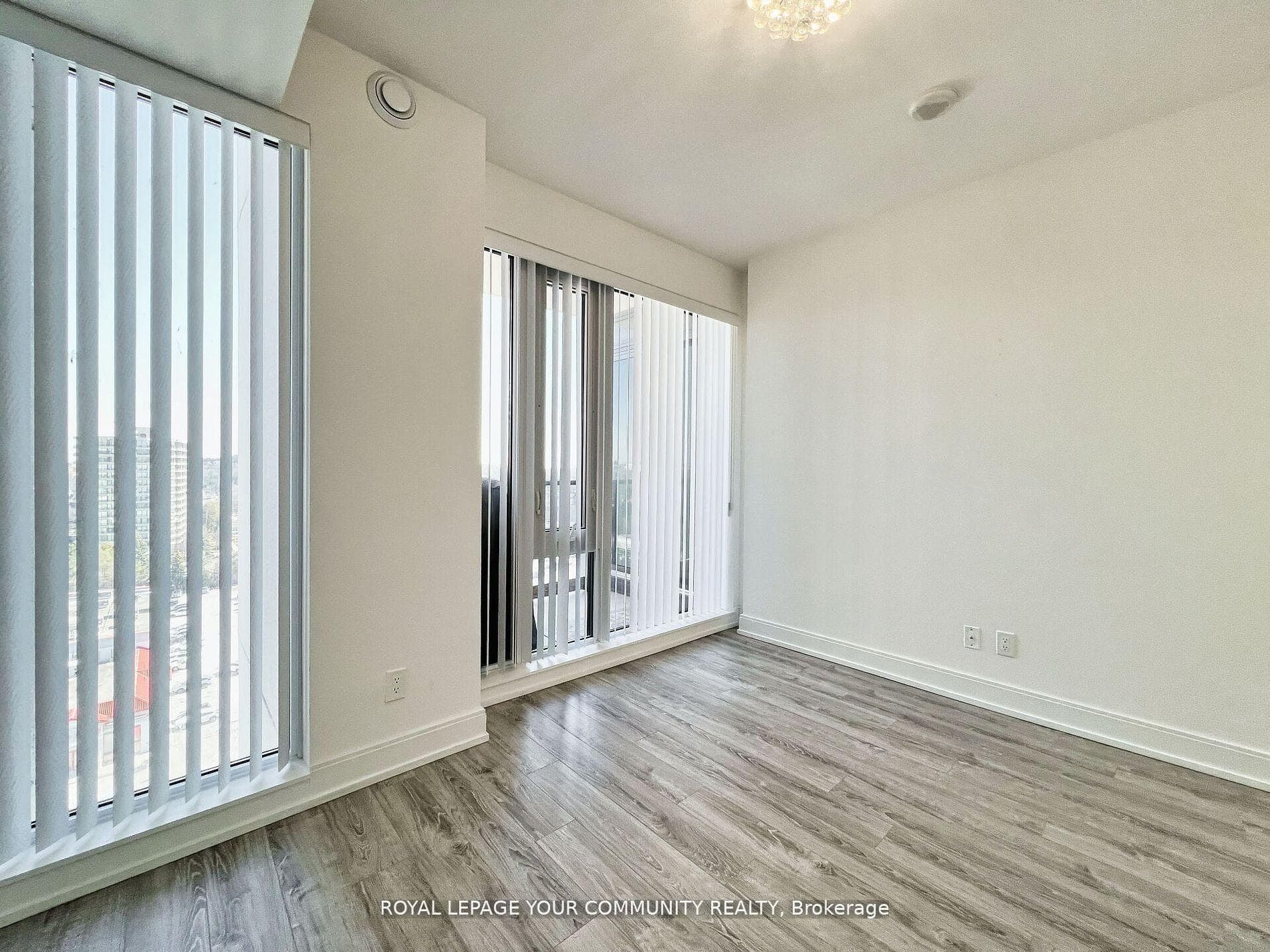9608 Yonge Street Unit 1202A photo 15