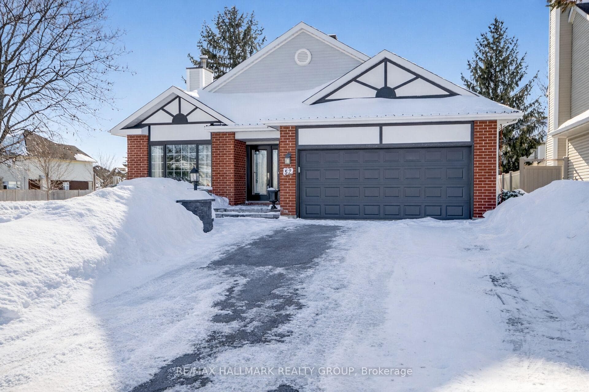52 Bramblewood Crescent photo 1