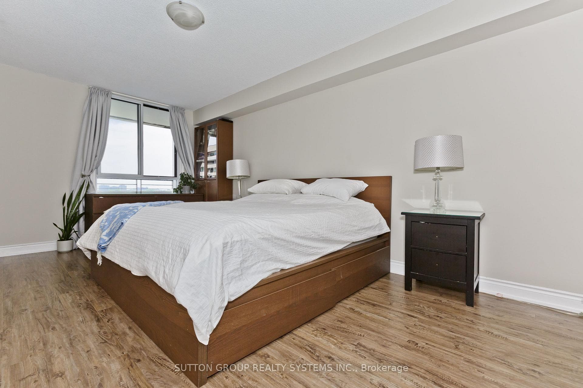 1320 Mississauga Valley Boulevard Unit #915 photo 15