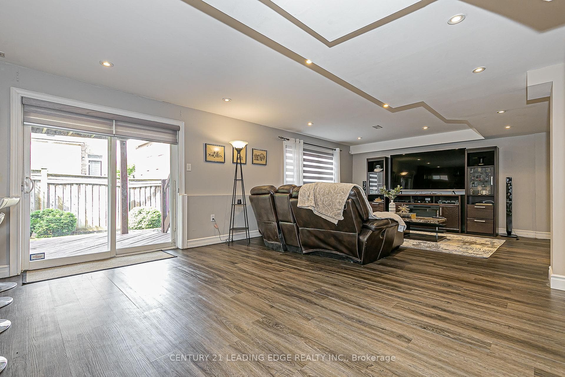 30 Sunnyridge Avenue photo 21