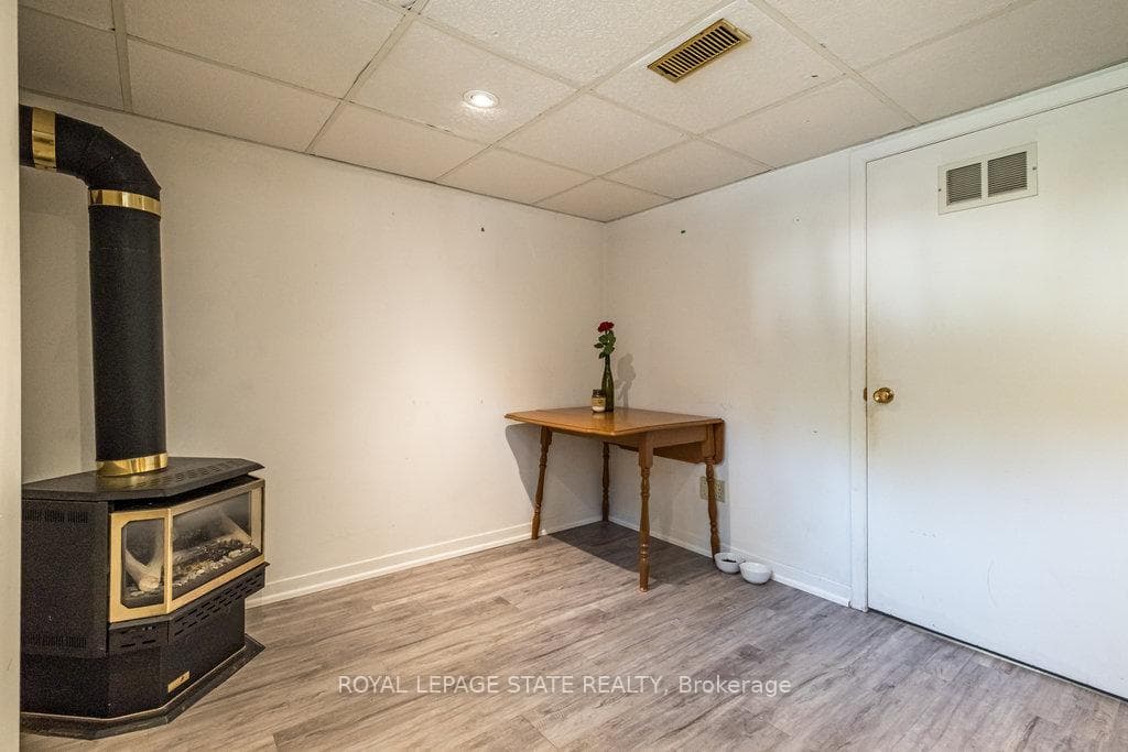 170 Parkview Drive photo 26