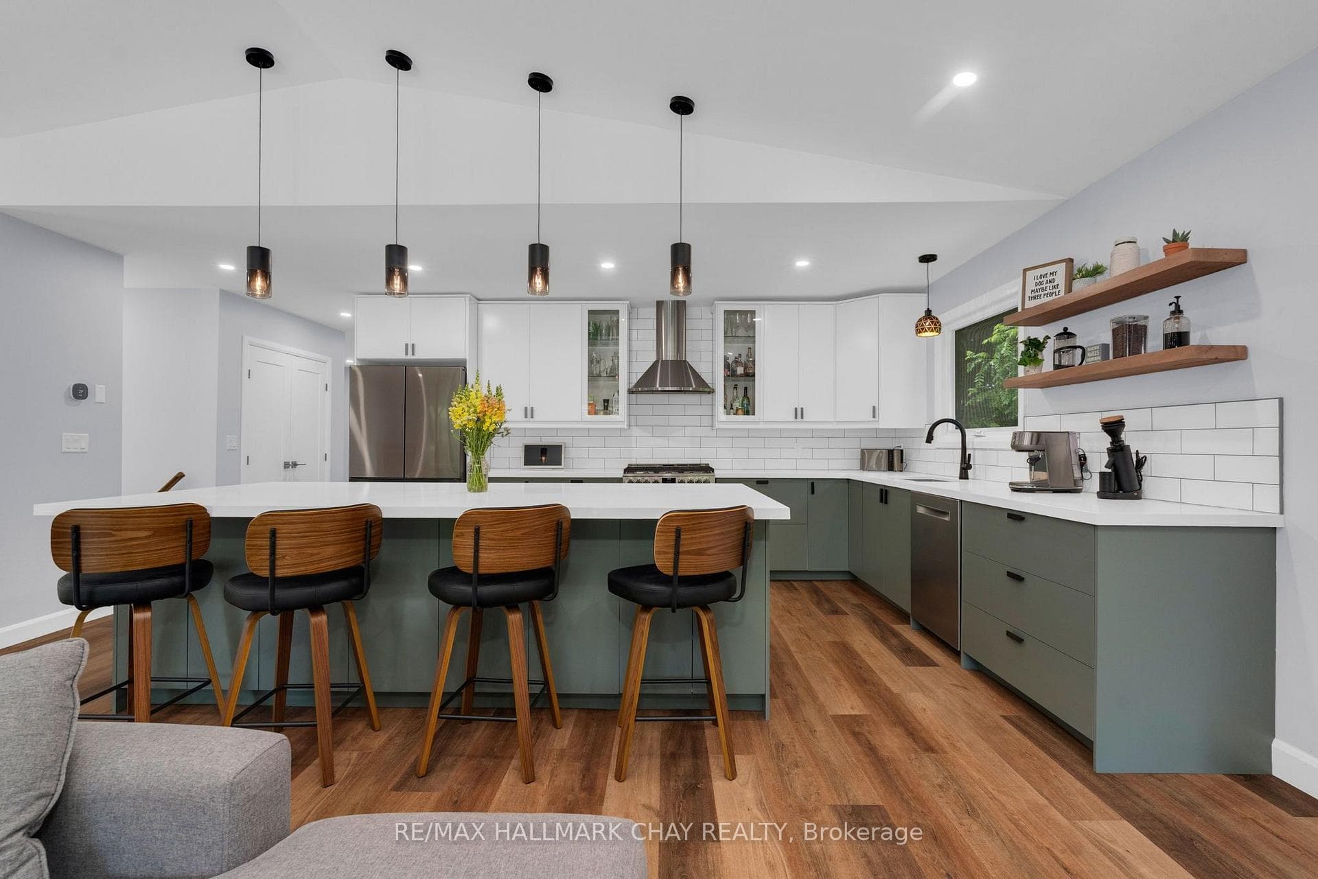 780 Marshall Road, Tiny