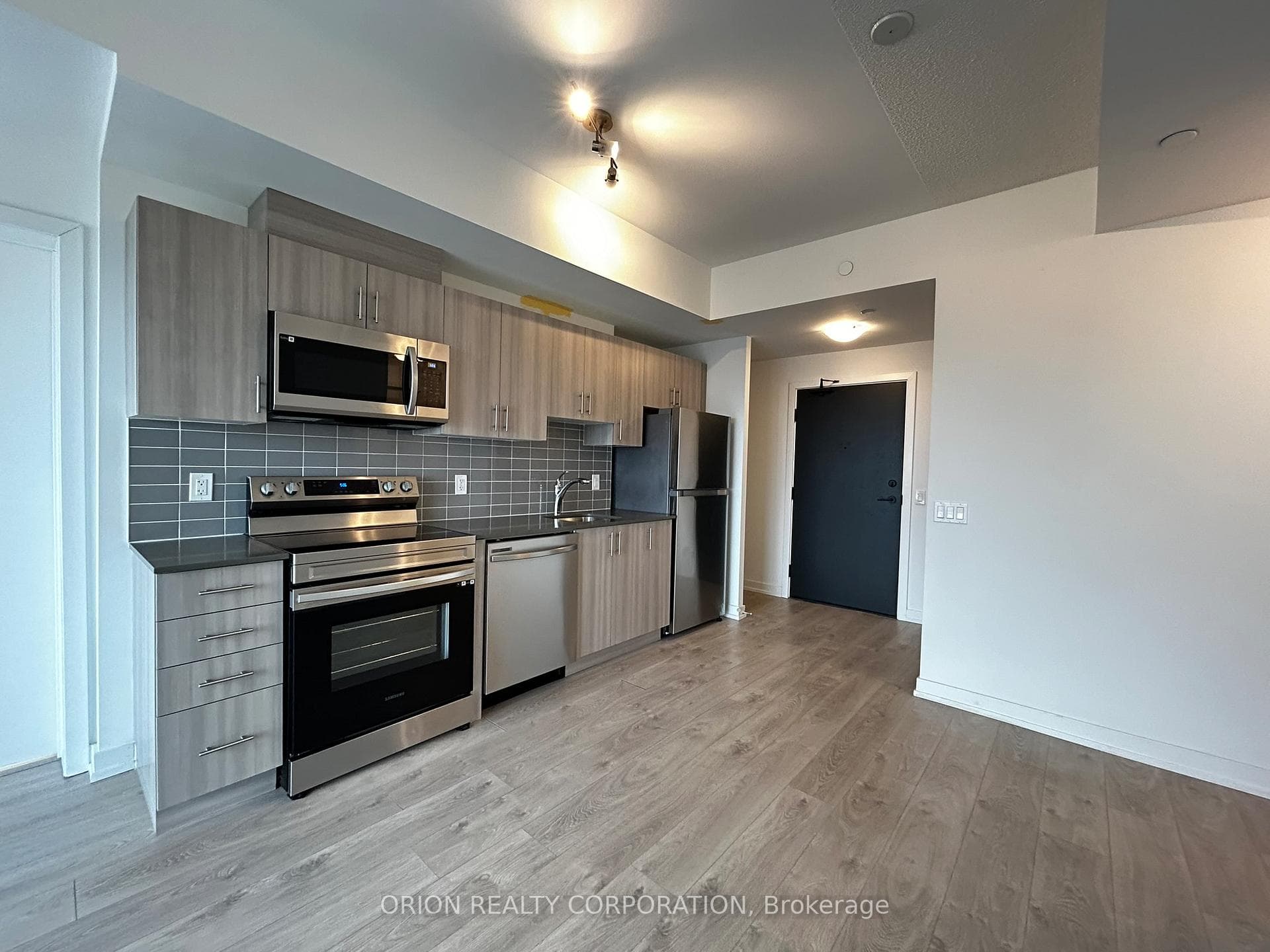1480 Bayly Street Unit 1513 photo 1