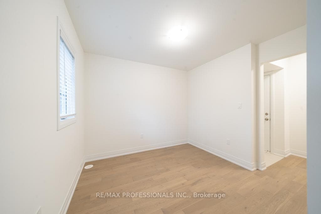104 Salina Street photo 11