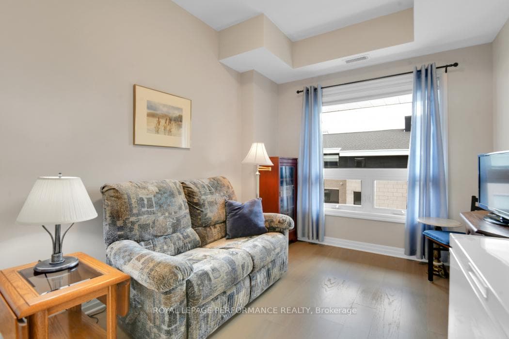 200 WINTERFELL N/A Unit 401 photo 24