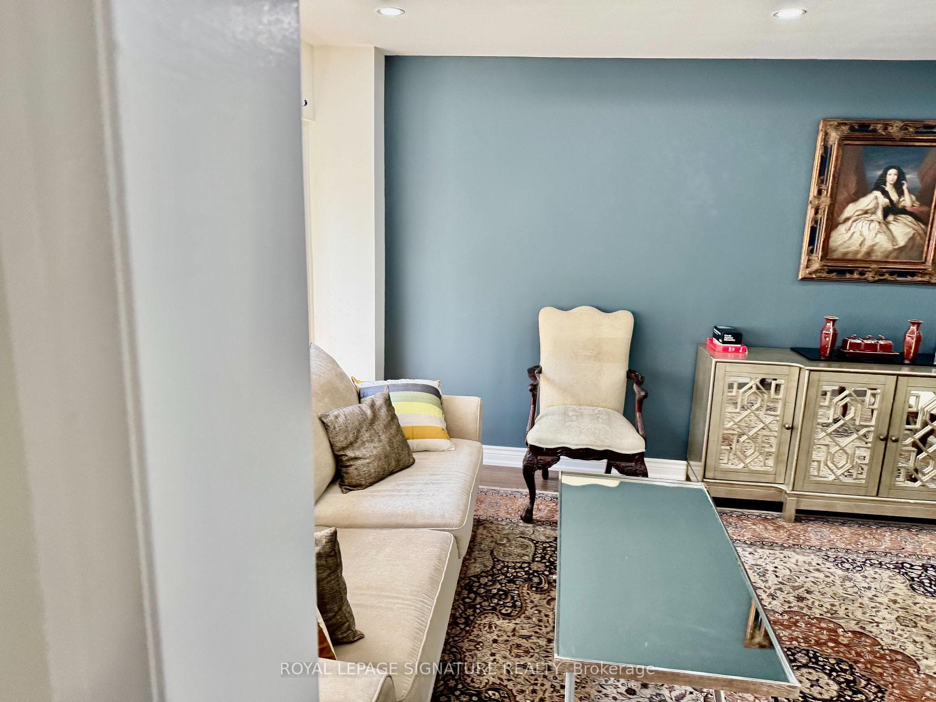 1813 Spruce Hill Road photo 4
