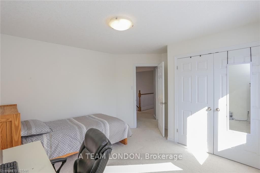 2029 McCracken Court photo 28