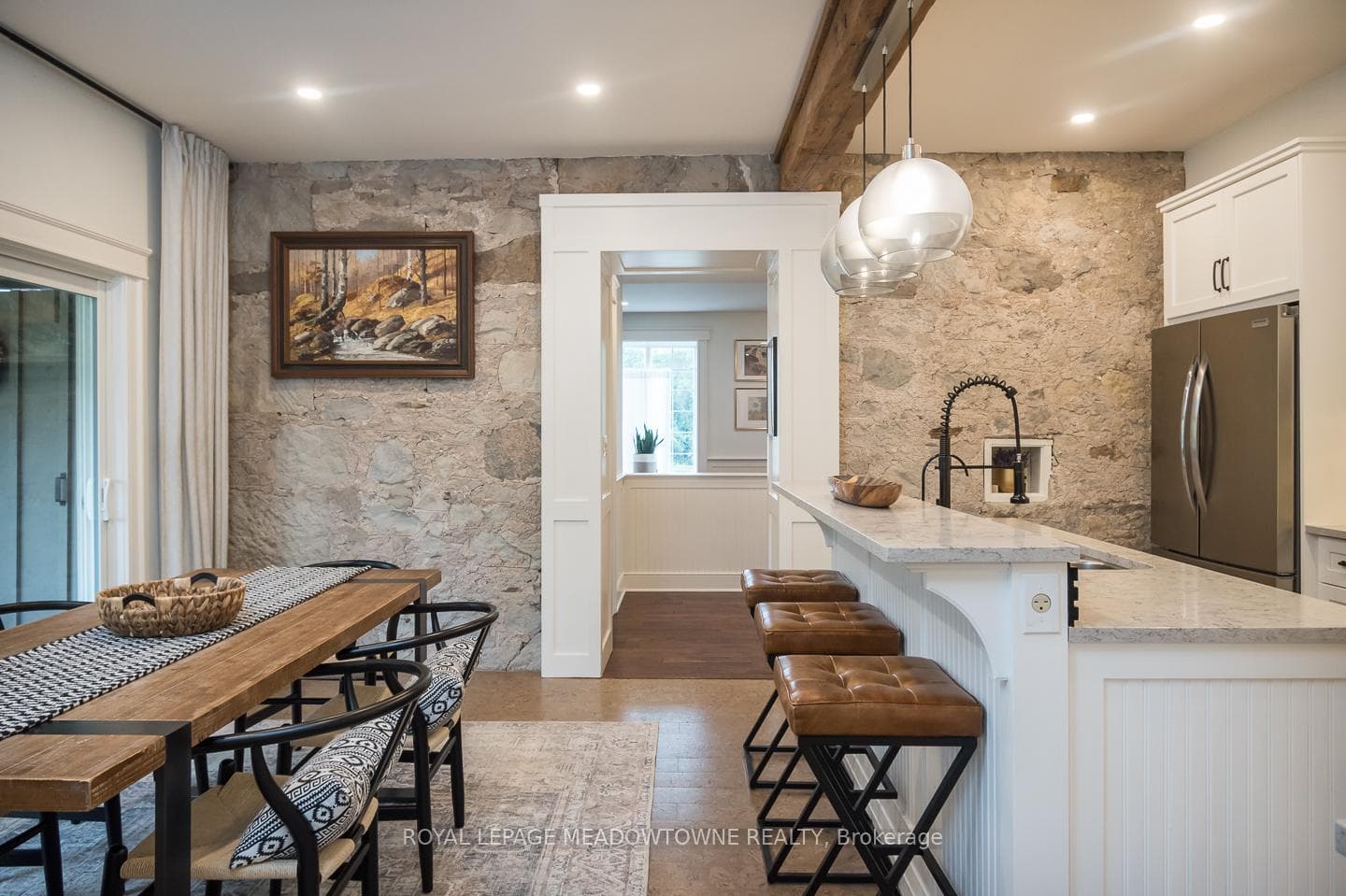 10761 Guelph Line photo 12