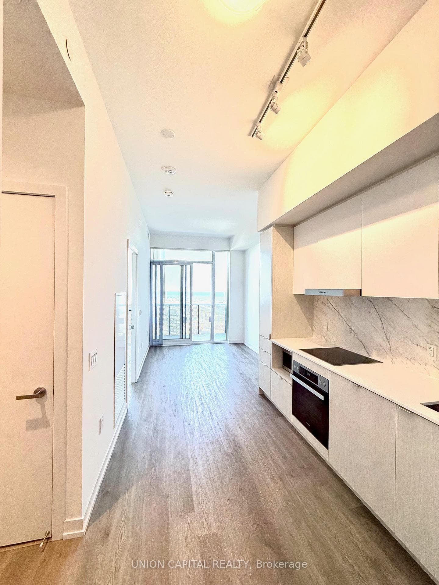 55 Cooper Street Unit 7006 photo 3
