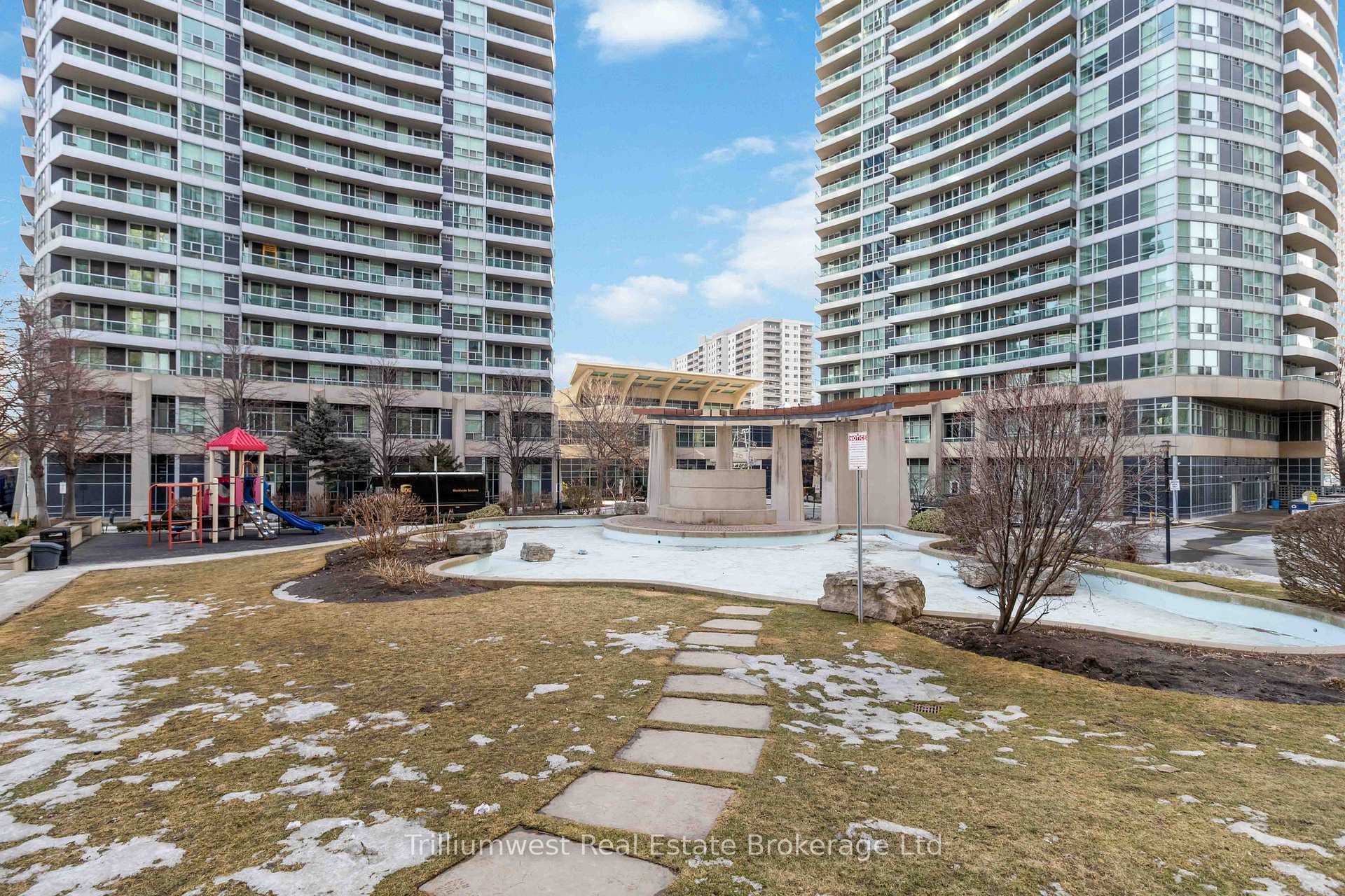 1 Elm Drive Unit 2306 photo 30