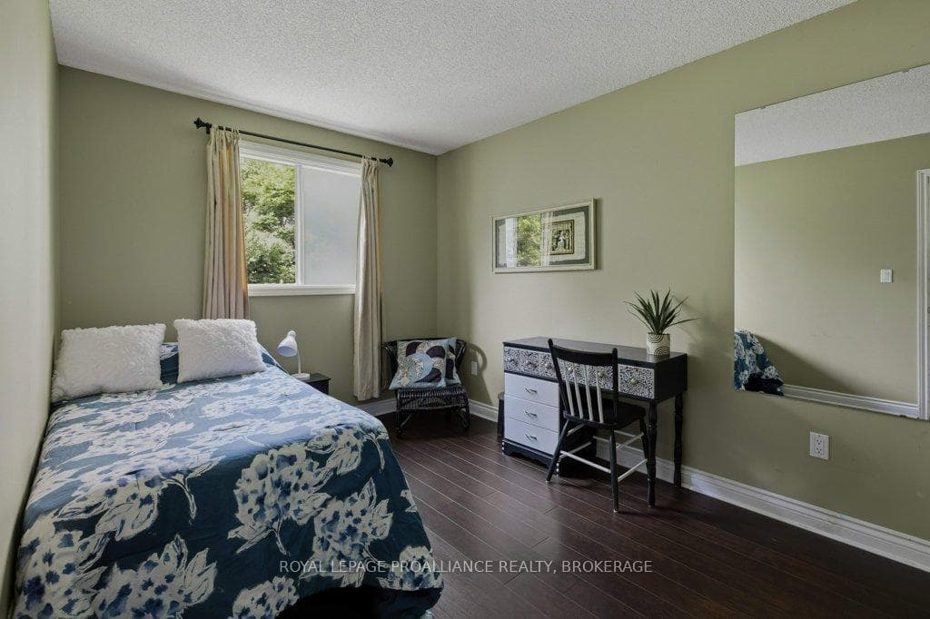 882 Winchester Lane photo 18