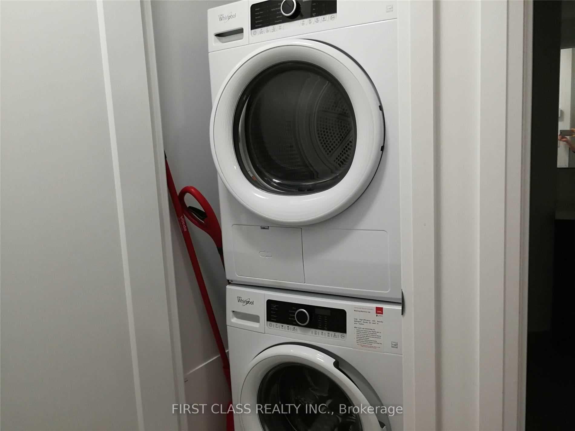 101 Erskine Avenue Unit 1206 photo 10