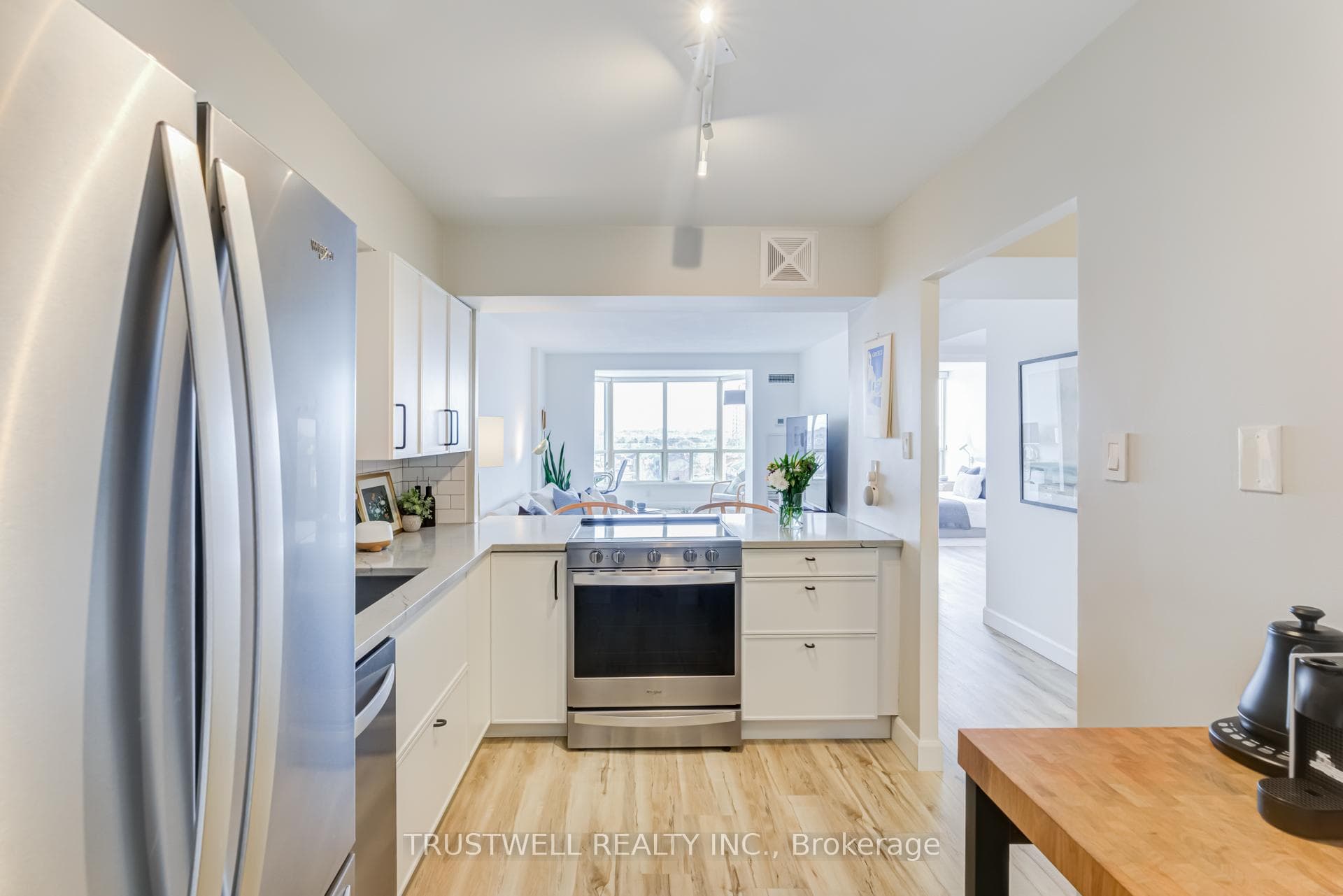 1890 Valley Farm Road Unit 802 photo 17