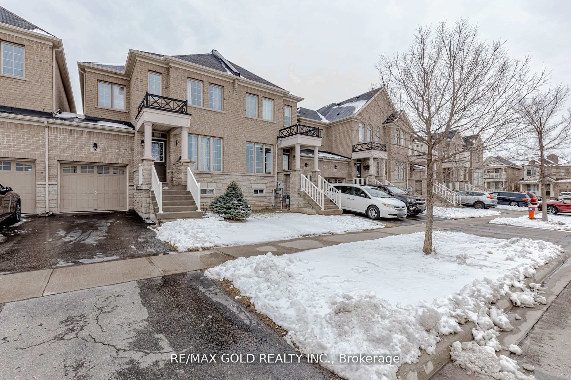 39 Chesterwood Crescent photo 1