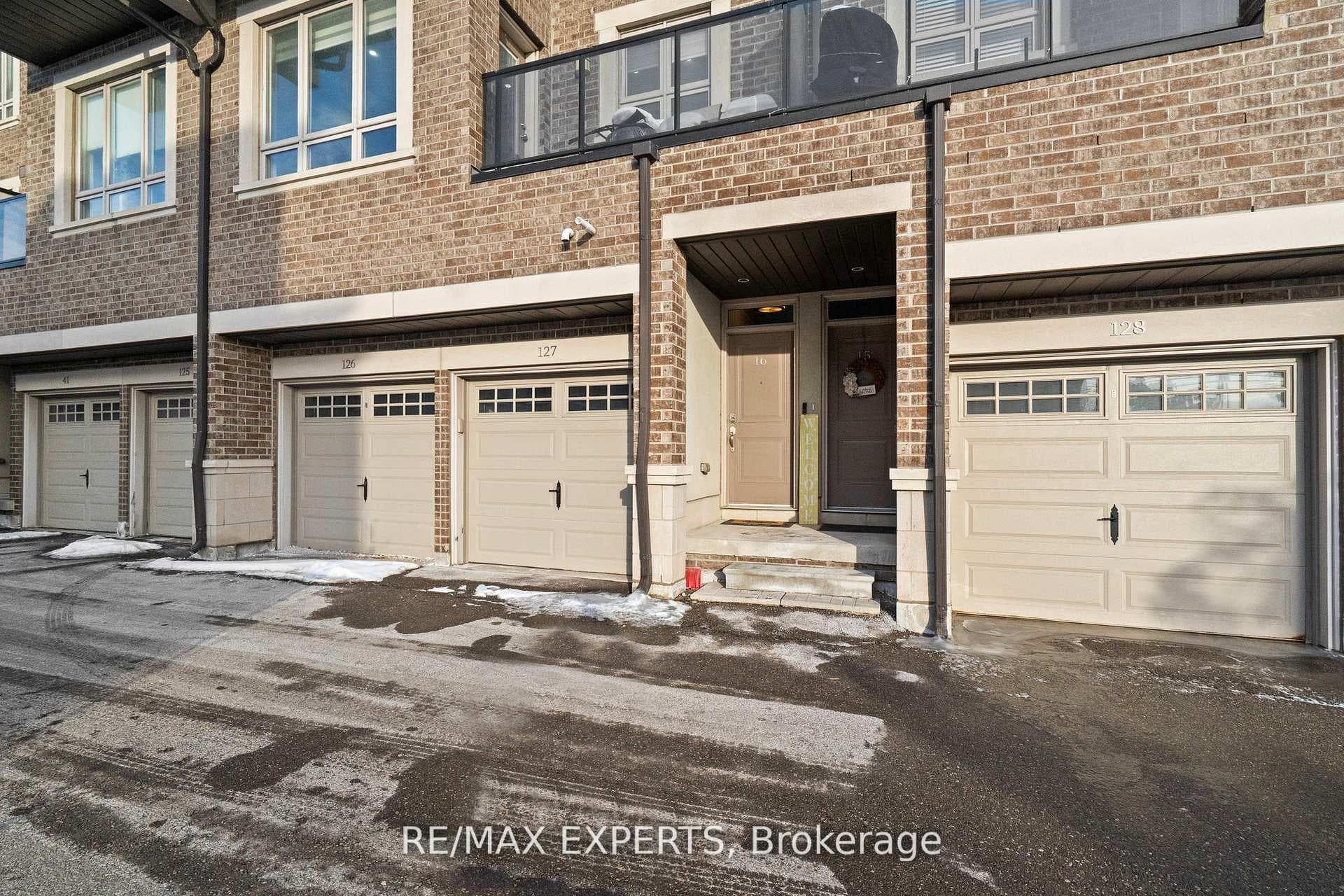 125 Kayla Crescent Unit 16 photo 3