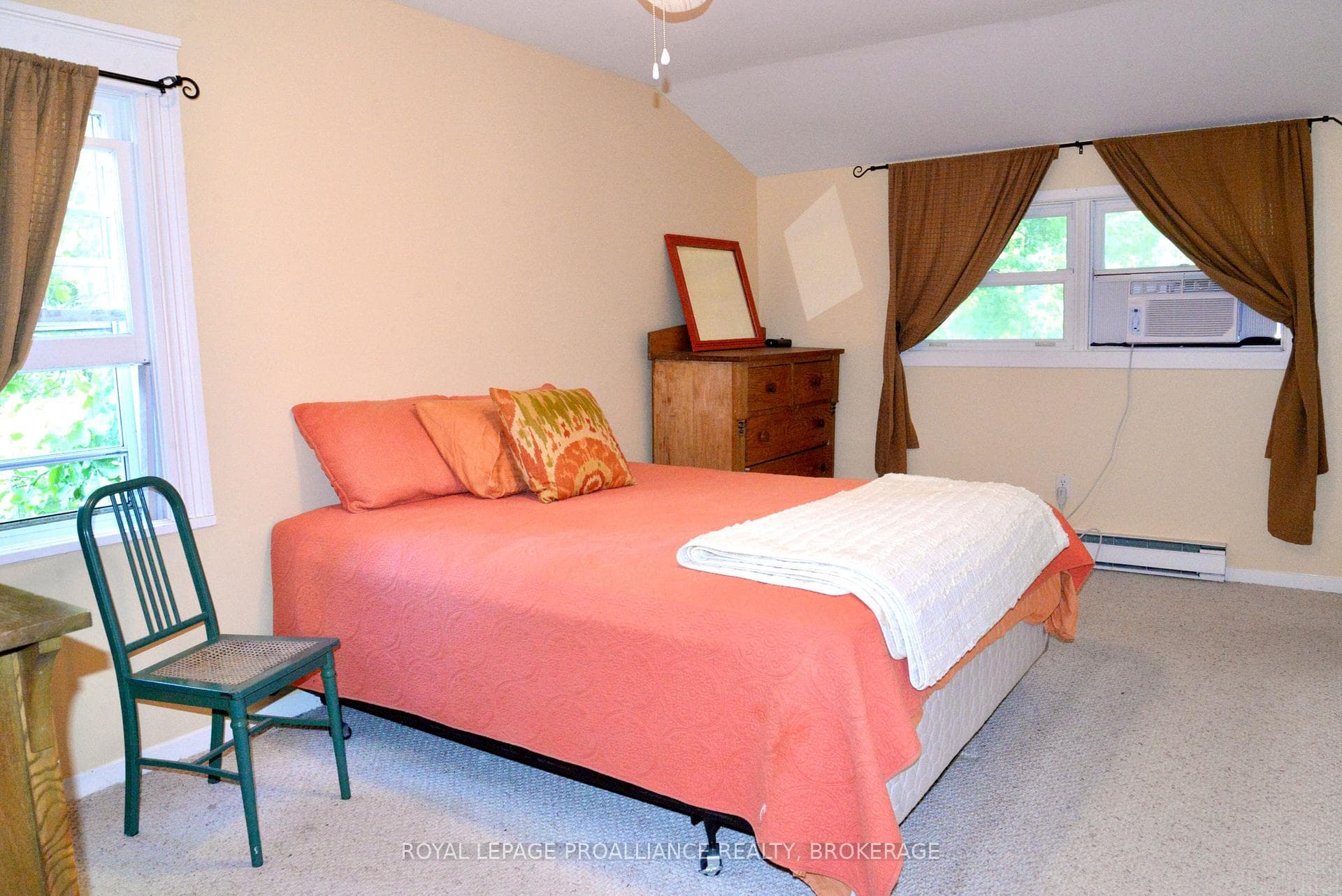 121 Tremont Park Island photo 19