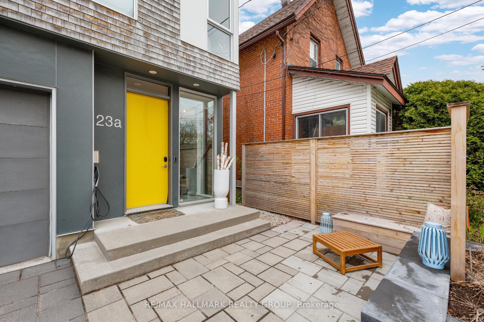 23 Helena Street Unit A photo 2