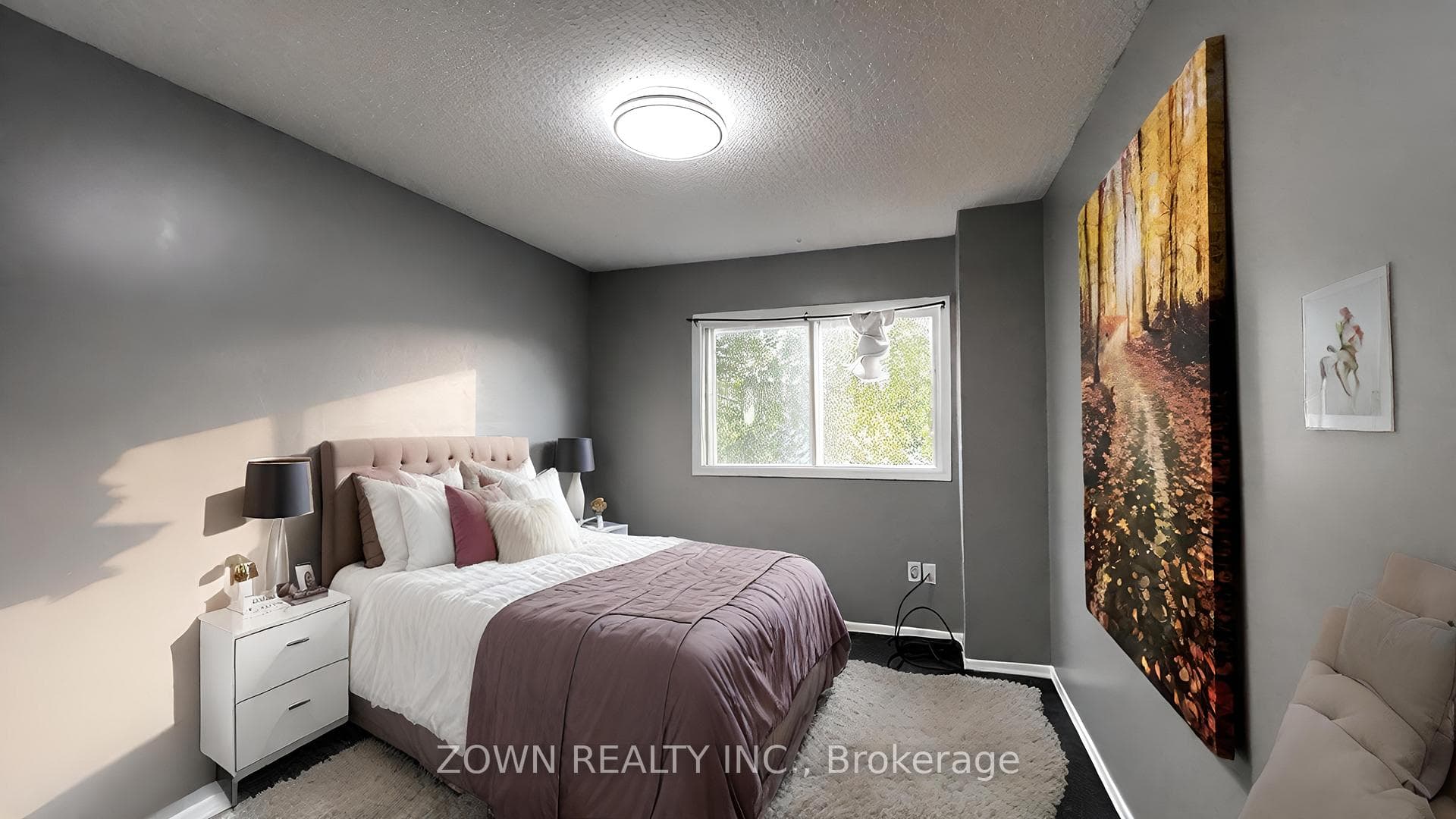 26 Dickens Drive photo 14