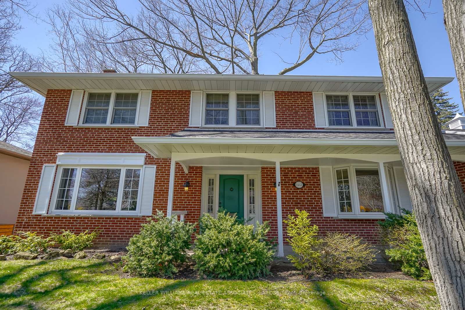 1462 Chasehurst Drive photo 2