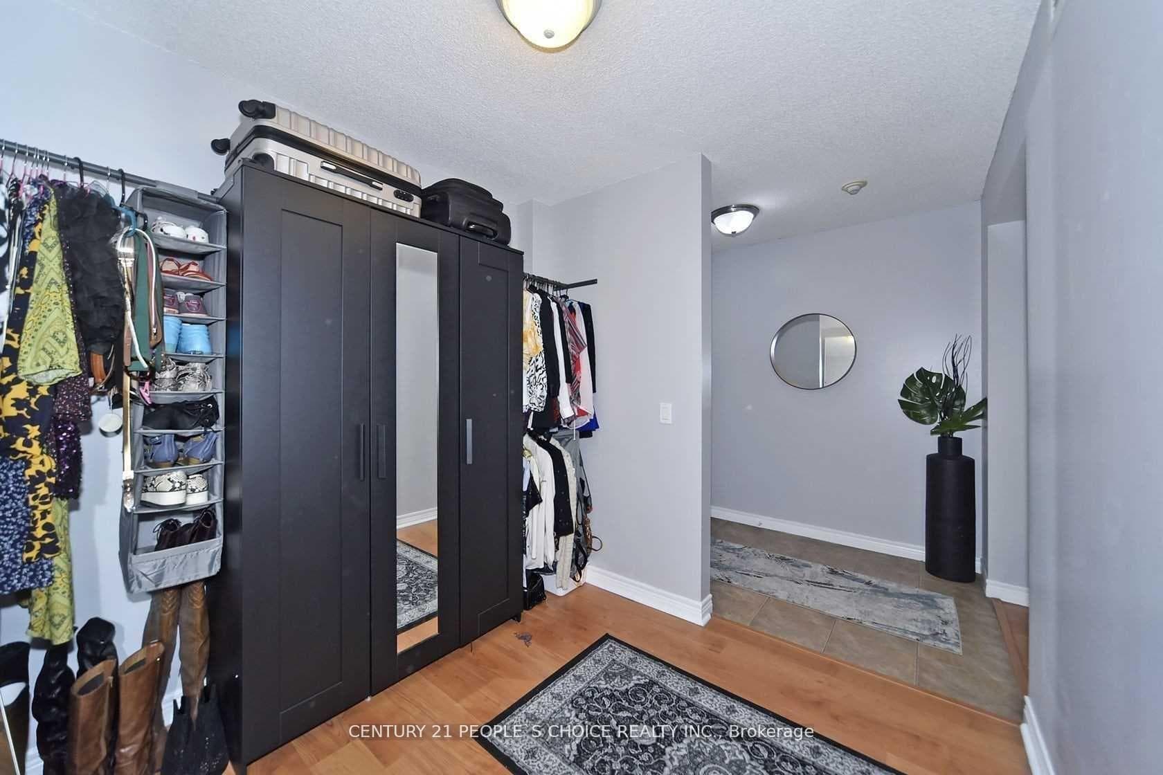 710 Humberwood Boulevard Unit 2710 photo 7