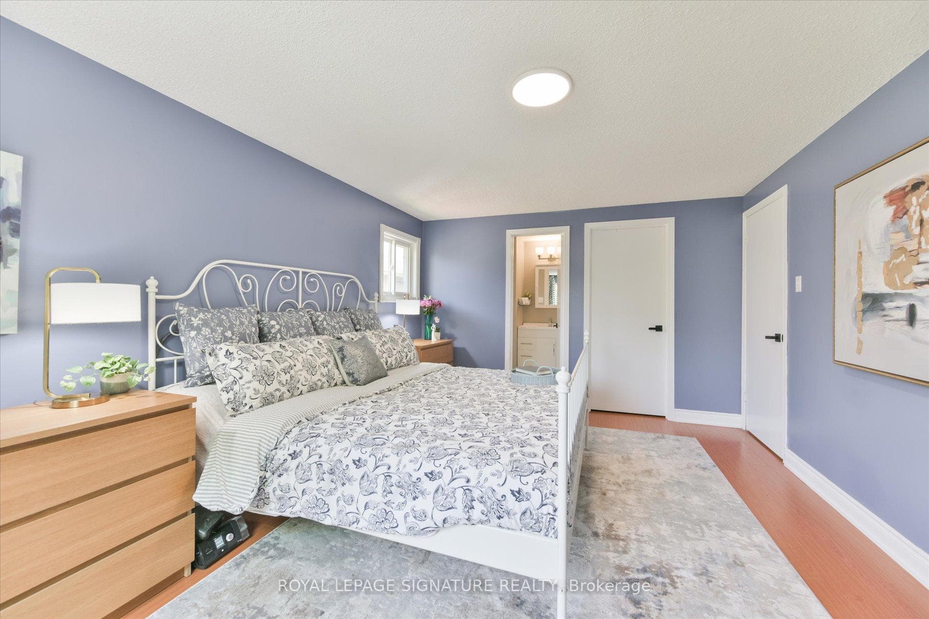 4168 Wheelwright Crescent photo 22