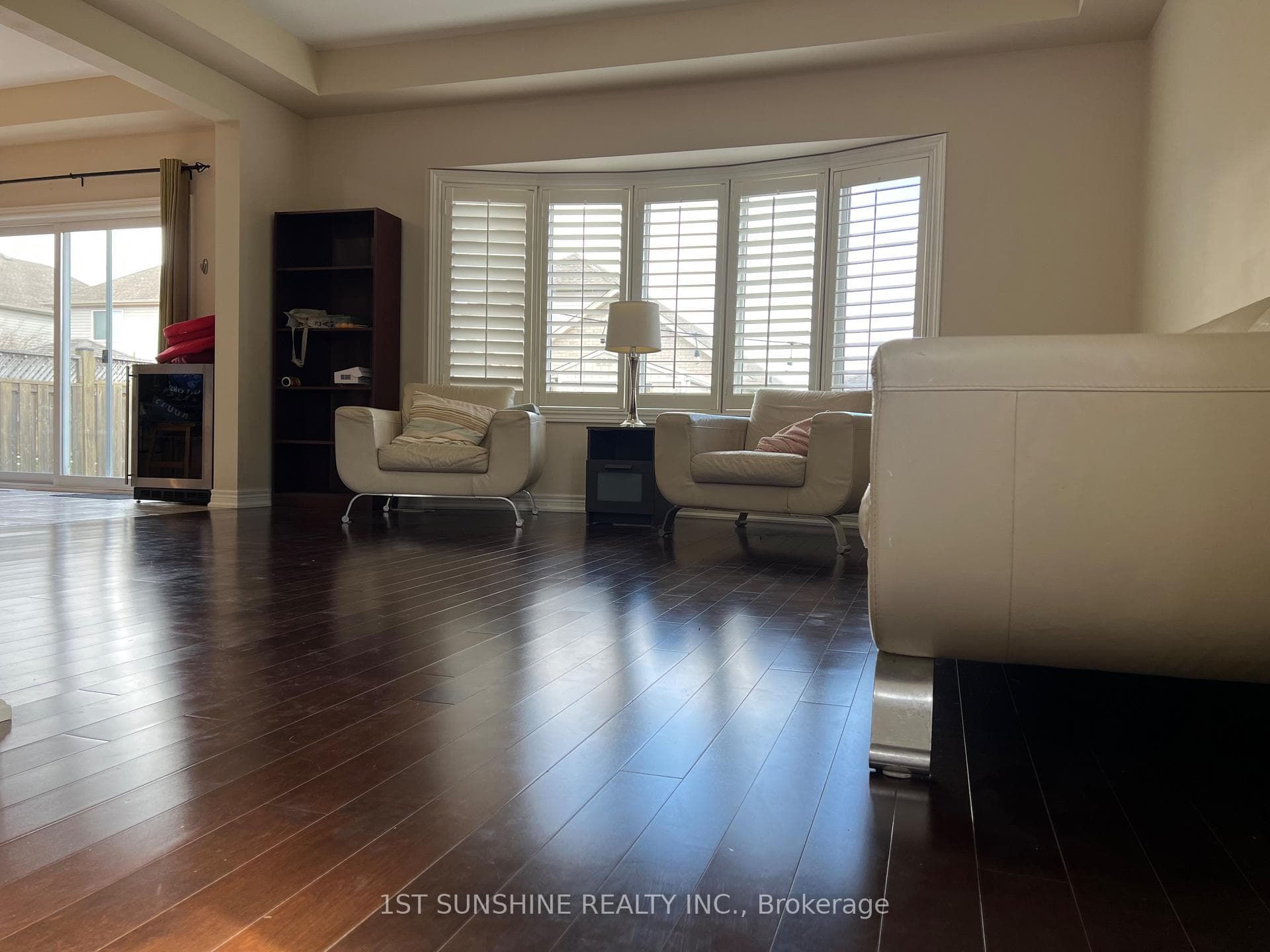 56 Tuliptree Road Unit Upper photo 3