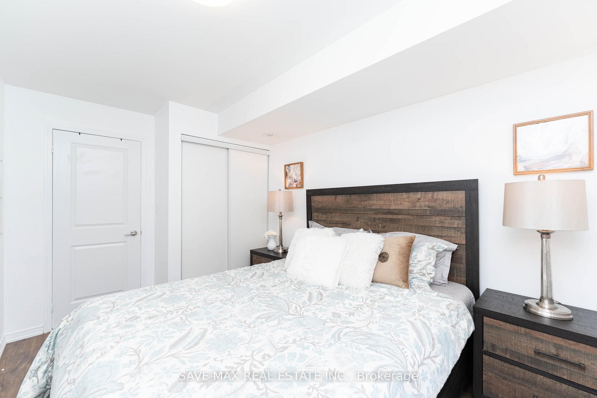 90 Orchid Place Drive Unit 204 photo 18